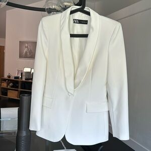 Zara Tuxedo Jacket Size Small